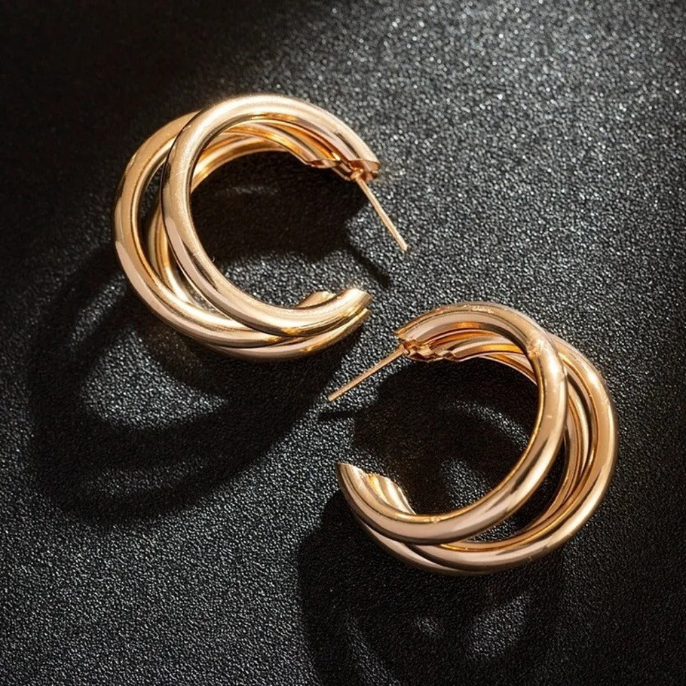 Punk Oval Hoop Earrings Metallic Geometric Ear Buckle Minimalist Style